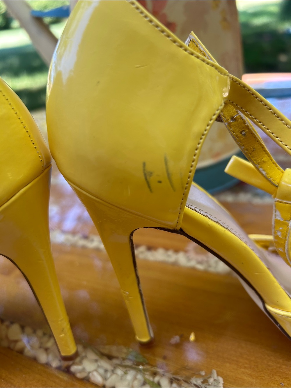 Shoe Dazzle Bright Yellow Patent T-Strap Peep-Toe Heels with Bow - Picture 7 of 11
